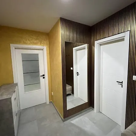 Gavric 3 Apartment